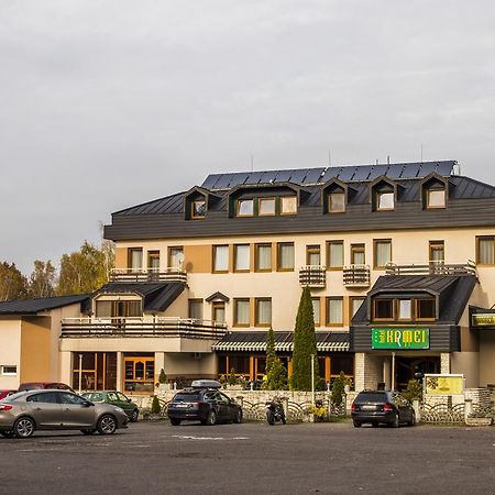 Hotel Kamei Snina Buitenkant foto
